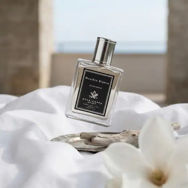 Acca Kappa Muschio Bianco fragrance bottle.