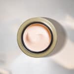 Shiseido Vital Perfection Uplifting And Firming Day Cream SPF30 - Image 4