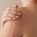 The Body Shop British Rose Shower Scrub - Image 4