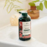 The Body Shop Strawberry Shower Gel - Image 3