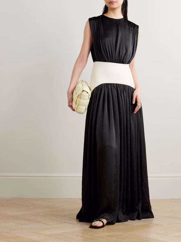 Abadia black Suri dress with Filippo Sorcinelli fragrance