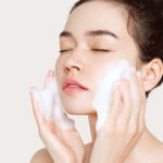 Biotherm Biosource Purifying Foaming Cleanser - Image 4