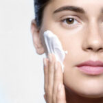 Clé De Peau Beauté Clarifying Cleansing Foam - Image 5