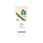 Round Lab Mugwort Calming Cleanser - Image 2