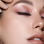 NARS Light Reflecting Pressed Setting Powder - Image 5