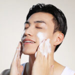 Lab Series Men's All-In-One Multi-Action Face Wash - Image 4