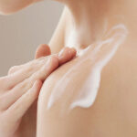 La Roche-Posay Lipikar Milk Body Lotion - Image 4