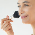 Cle De Peau Beaute Translucent Loose Powder - Image 5