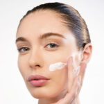 Clarins Extra-Firming Wrinkle Control, Regenerating Night Rich Cream for Dry Skin - Image 5