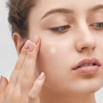 Clinique Even Better Clinical™ Radical Dark Spot Corrector + Interrupter - Image 6