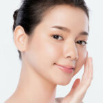 Paul & Joe Moisturizing Foundation Primer S SPF15 - Image 6