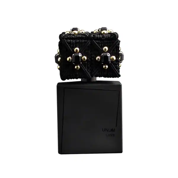 Filippo Sorcinelli Lavs Extrait De Parfum - A luxurious niche fragrance available at Beautinow.