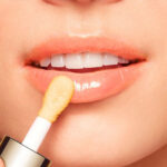 Clarins Lip Comfort Oil Gift Set - Image 5