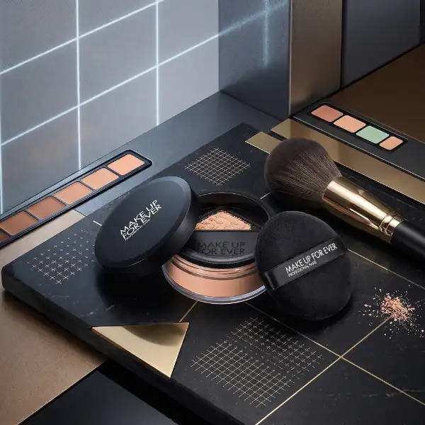 Tom Ford Runway Lip Color - A luxurious lipstick available at Beautinow.