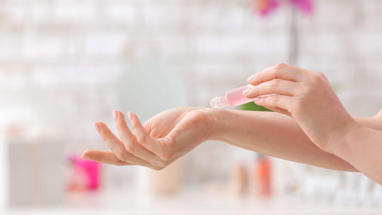 make Perfume Oil Roll-On, no alcohol