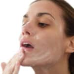 Nuxe Very Rose Delicate Cleansing Oil - Image 4