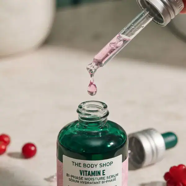 The Body Shop Vitamin E Bi-Phase Serum - A premium skincare product available at Beautinow.