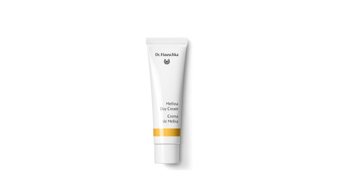 10 Must-Try Natural Skincare Products for Combination Skin X Dr. Hauschka Melissa Day Cream