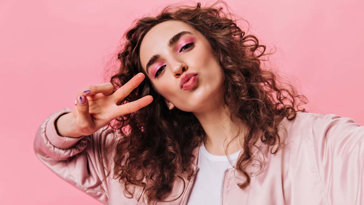 The Complete Guide to Pink Eye Makeup X Medium Skin Tones