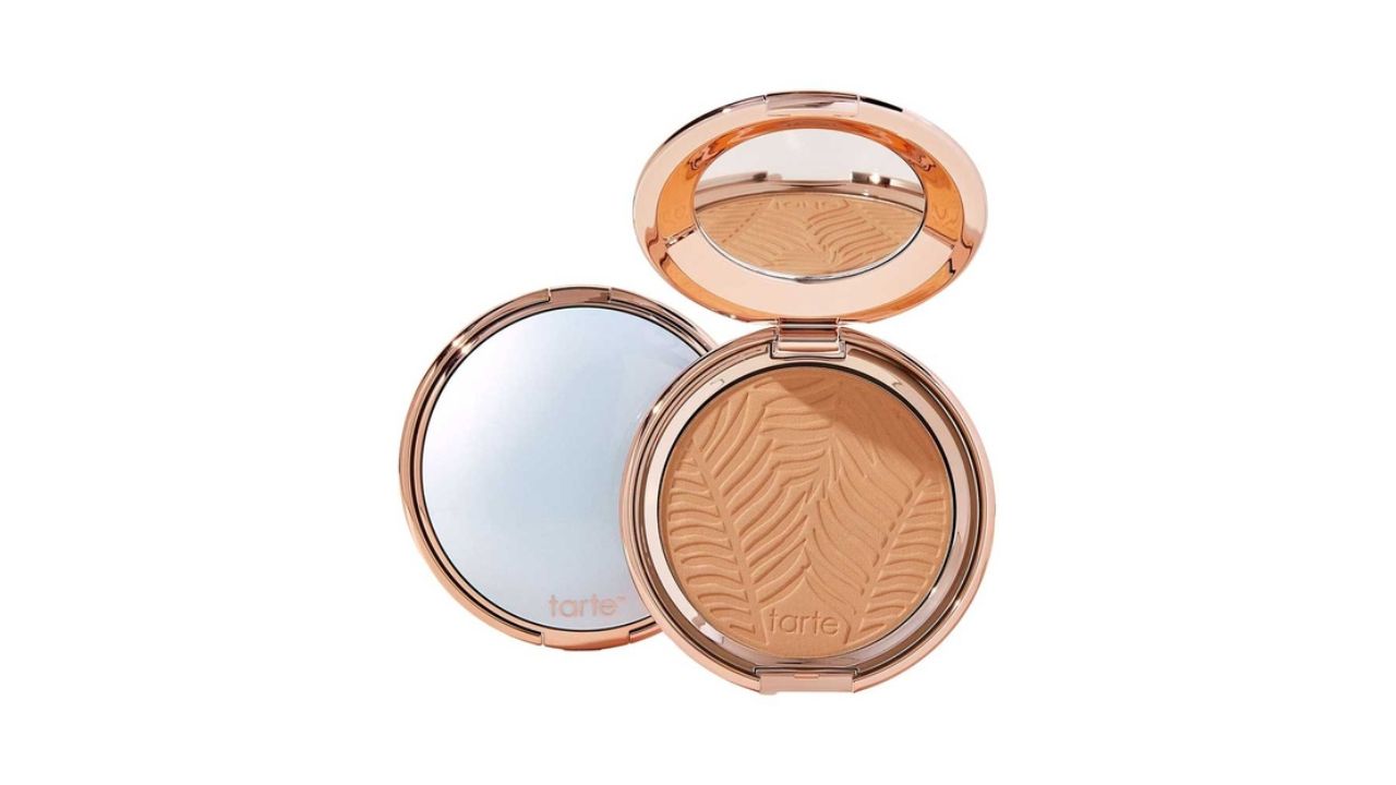 10 Best Powder Foundations for Oily Skin X Tarte Amazonian Clay Blurring Powder Foundation