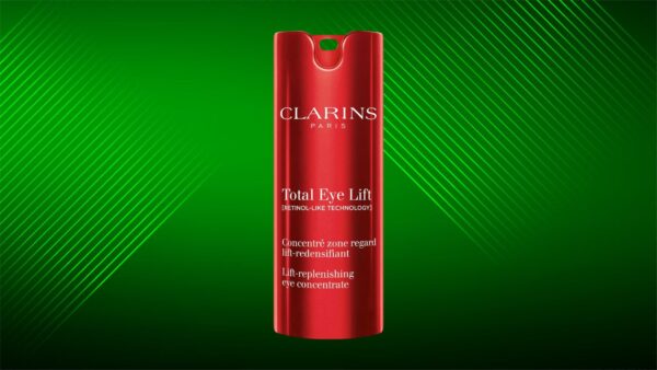 Clarins Total Eye Lift: How to Use It to Brighten & Firm Tired Eyes
