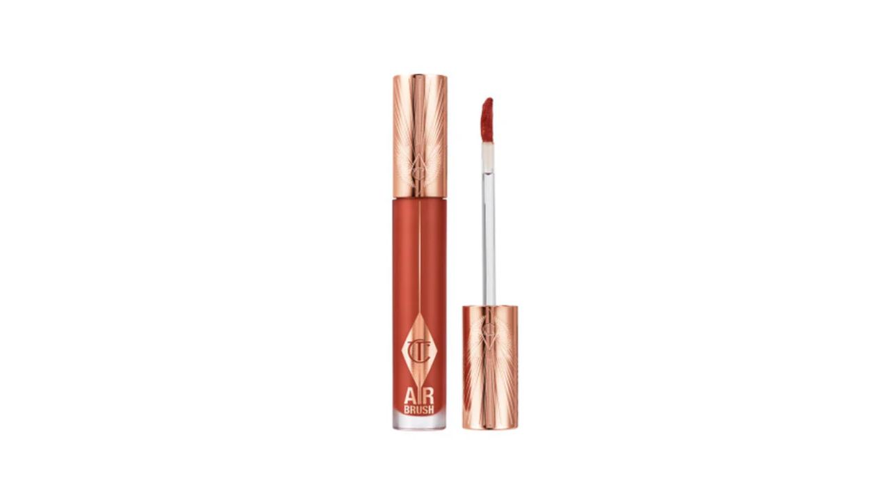 Luxury Beauty Gifts to Grab on Black Friday 2025 X Charlotte Tilbury Airbrush Flawless Lip Blur