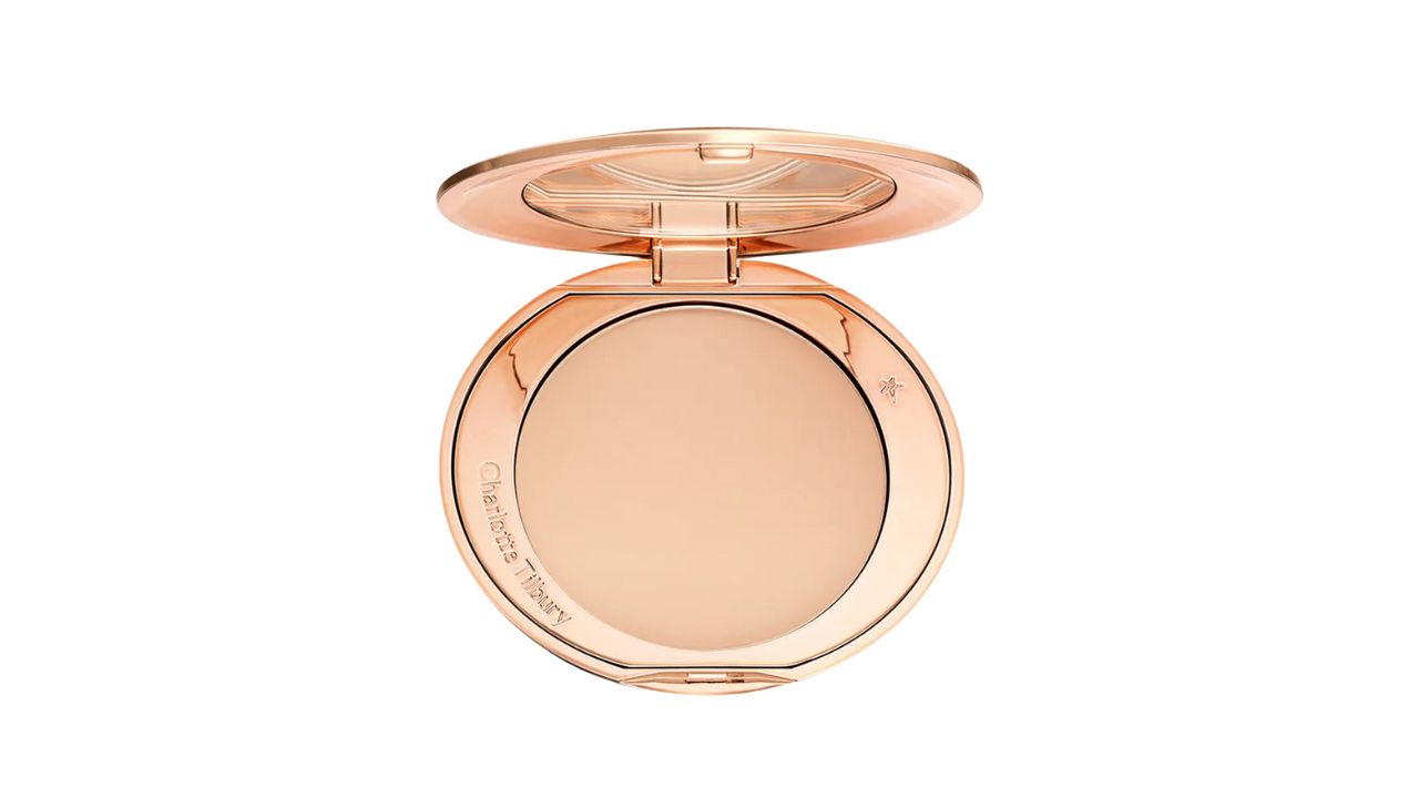 The Best Makeup Products to Invest In During Black Friday X Charlotte Tilbury Airbrush Flawless Finish Powder