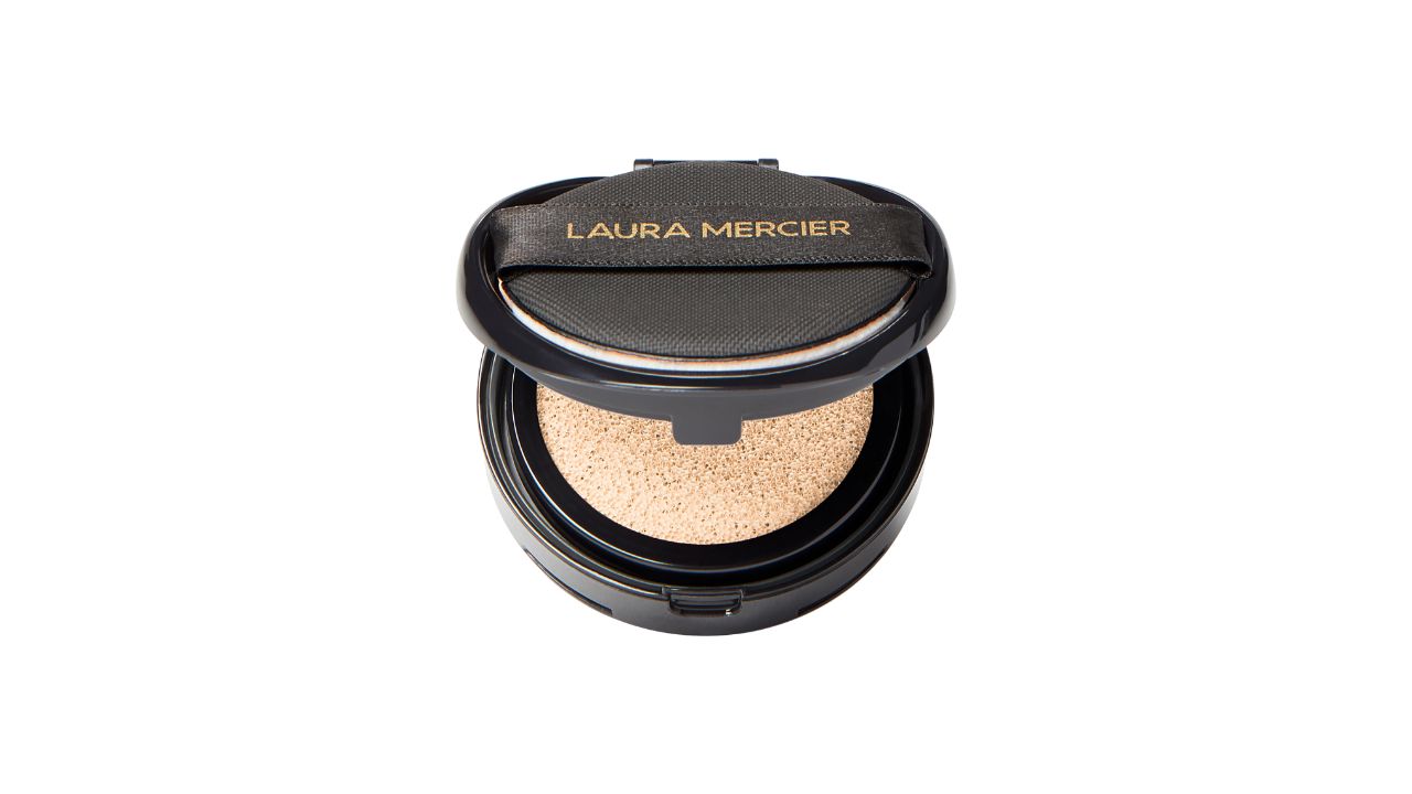 The Best Makeup Products to Invest In During Black Friday X Laura Mercier Flawless Lumiere Radiance-Perfecting Cushion